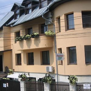 Pensiunea Edy Turda Hotel Exterior photo