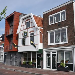 Bed & Breakfast Rita Bed & Breakfast Delfzijl Exterior photo