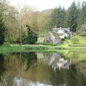 Les Etangs De Pitie Bed & Breakfast Mellionnec Exterior photo