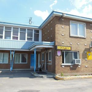 Motel Pierre Montreal Exterior photo