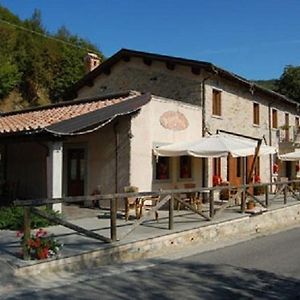 Agriturismo Spino Fiorito Villa Casola in Lunigiana Exterior photo