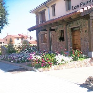 Hotel Las Fuentes Torrecaballeros Exterior photo