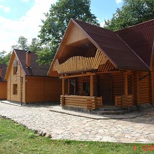 Bilochka Hotel Lisarnya Exterior photo