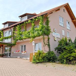 Gaestehaus Kleine Kalmit Hotel Landau in der Pfalz Exterior photo