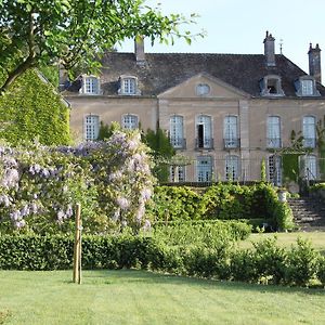 Chateau De Villette Poil Exterior photo