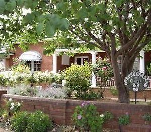 Rose Garden On Church Bnb Hotel Parkes Exterior photo