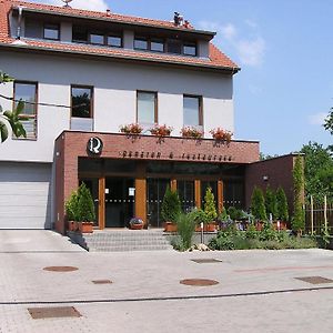 Penzion Ruland Hotel Brno Exterior photo