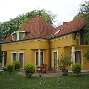 Anonim Vendeghaz Villa Villany Exterior photo