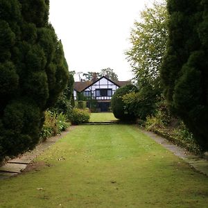 Cisswood House Hotel Horsham Exterior photo