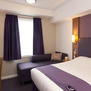 Premier Inn London Ruislip Exterior photo