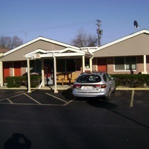 Tiffin Motel Exterior photo