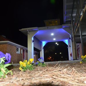 Americas Best Value Inn Augusta Historic Downtown Exterior photo