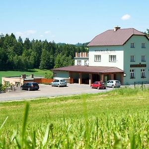 Hotel Rudka Kunstat Exterior photo