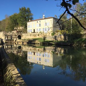 Moulin De Bapaumes Bed & Breakfast Nerac Exterior photo