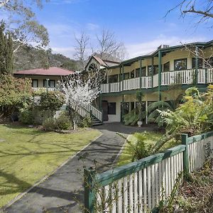 Mountain Grand Guest House Halls Gap Exterior photo