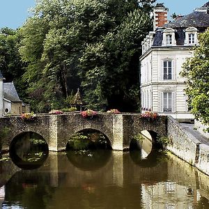 La Demeure De L'Ile Bed & Breakfast Craon  Exterior photo