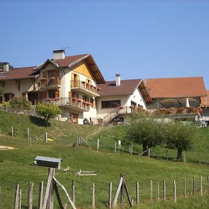 Ferme Auberge Du Bessard Bed & Breakfast Allevard Exterior photo