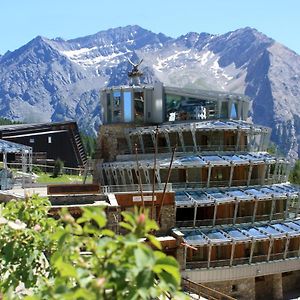 Hotel Shackleton Mountain Resort Sestriere Exterior photo