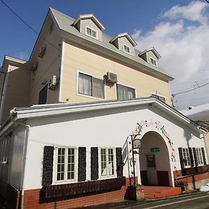 Pension Oz Hotel Yuzawa  Exterior photo