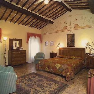 Palazzina Cesira Bed & Breakfast Montalcino Exterior photo