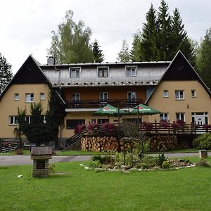 Penzion Gaudeamus Hotel Milovy Exterior photo