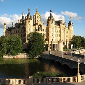 A&S Ferienzentrum Schwerin Hotel Schwerin  Exterior photo