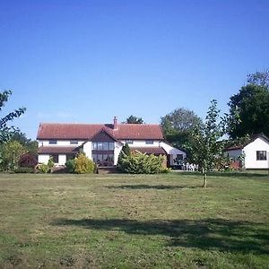 Hazel Barn B&B Bressingham Exterior photo