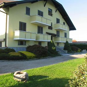 Albergo Residence Isotta Veruno Exterior photo