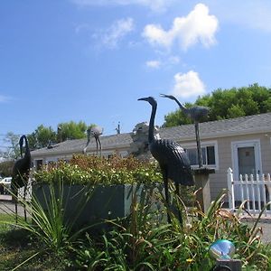 Southold Beach Motel Exterior photo