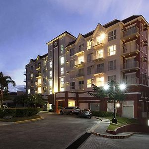 Bellini Suites At Presidio, Lakefront Muntinlupa City Exterior photo