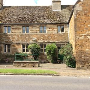 Castle Farm House B&B Corby Exterior photo