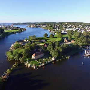 Magasinet Bed & Breakfast Fredrikstad Exterior photo