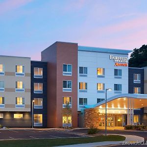 Fairfield Inn & Suites By Marriott Springfield Northampton/Amherst Exterior photo