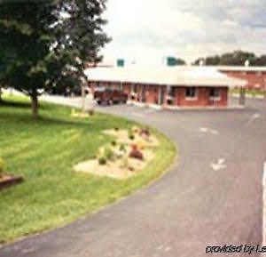 Travel Inn Horseheads Exterior photo