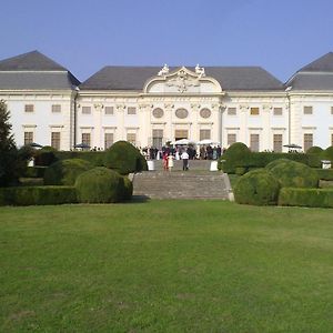 Knappenstoeckl Hotel Halbturn Exterior photo