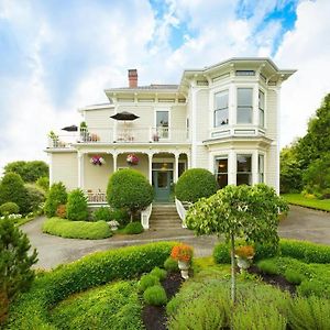 Fairholme Manor Inn Victoria Exterior photo