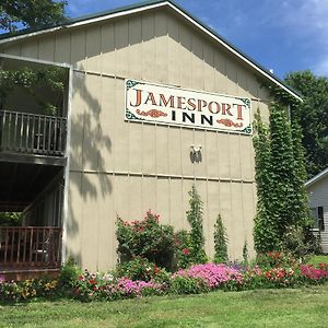 Jamesport Inn Exterior photo