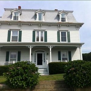 Langworthy Farm Bed & Breakfast Bed & Breakfast Westerly Exterior photo