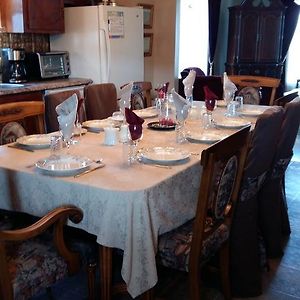 Gite Agricole Les Lilas Bed & Breakfast Saint Wenceslas Exterior photo