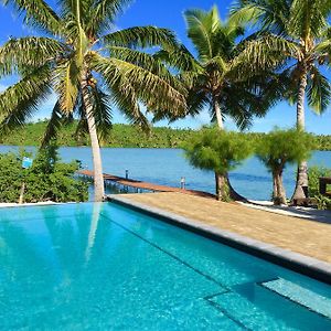 Kuru Club Hotel Aitutaki Exterior photo