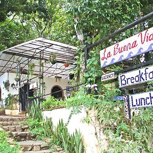 La Buena Vida Hotel Santa Catalina Exterior photo