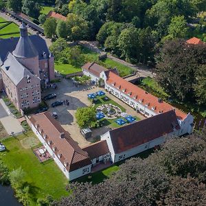 Kasteel Aldenghoor Bed & Breakfast Haelen Exterior photo