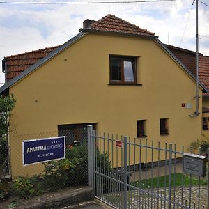 Apartma U Hovorku Apartment Zupanovice Exterior photo