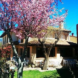 Hotel Rural Los Manzanos Rascafria Exterior photo