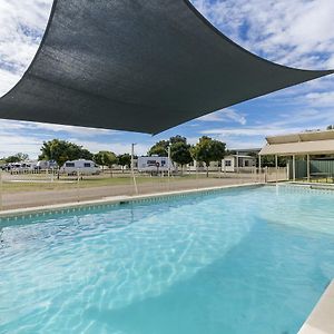 Benalla Tourist Park Hotel Exterior photo