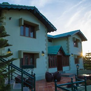 The Colonial Manek Manor Hotel Mount Abu Exterior photo