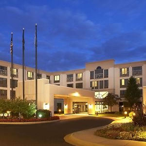 Detroit Metro Airport Marriott Hotel Romulus Exterior photo