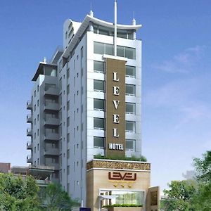 Level Hotel Hai Phong Exterior photo