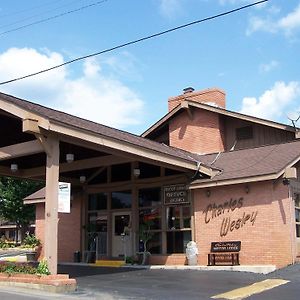 Charles Wesley Motor Lodge Broken Bow Exterior photo