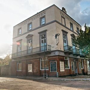 Publove @ The Great Eastern, Docklands Hostel Greenwich Exterior photo